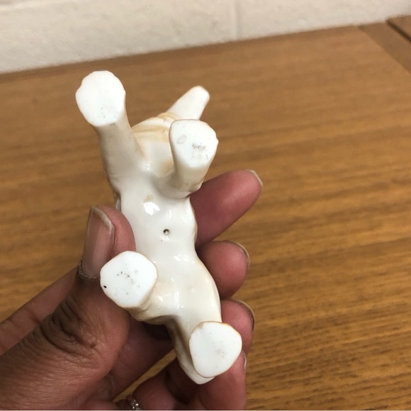 German shepherd figurine, gold overlay that says Lindsay Canada on the side - Picture 6 of 9